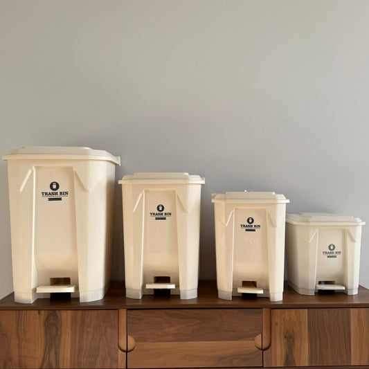 4 Sized - Classic Pedal Trash Bin