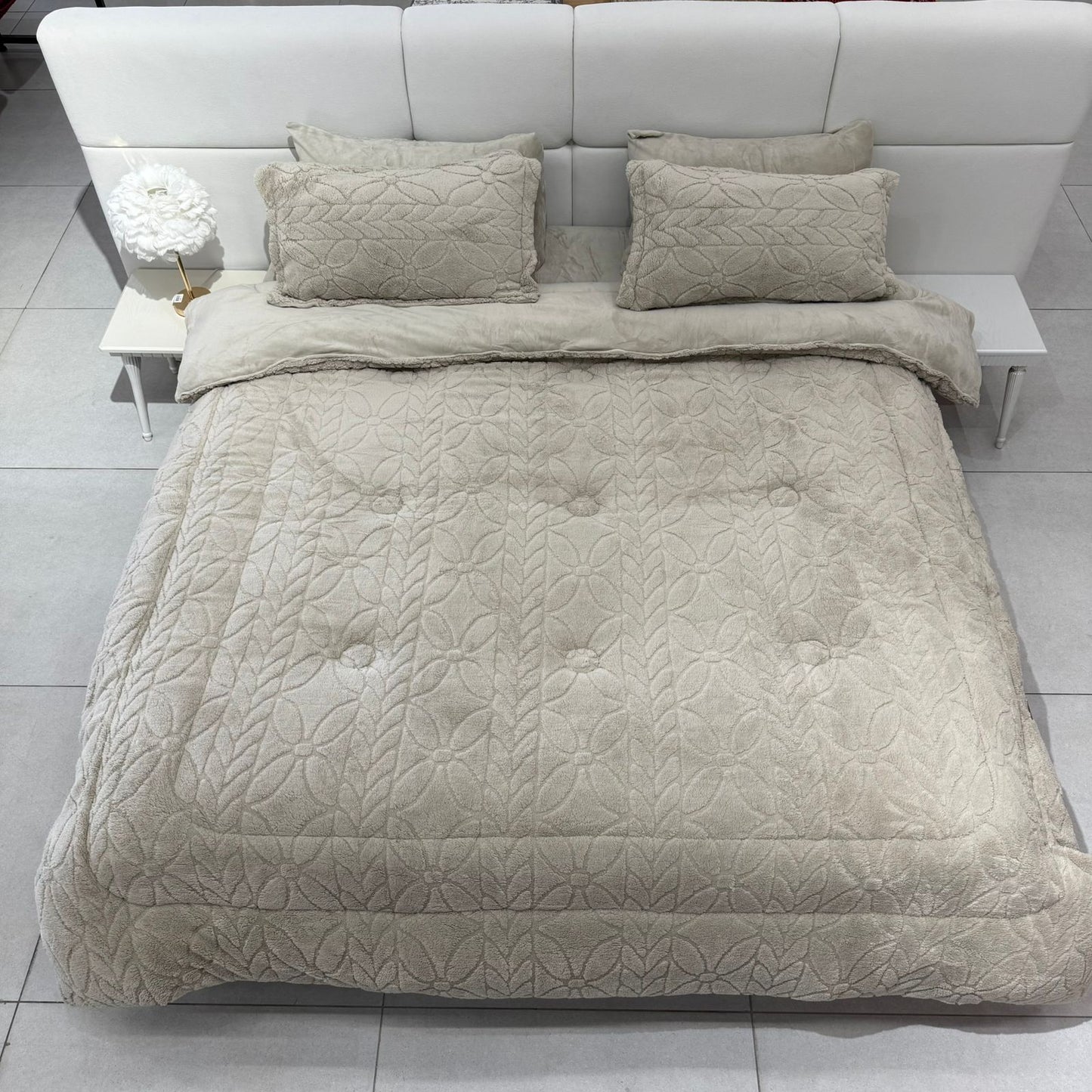 سێتێکی ئاسوودەیی جێگەی نوستن-٦ پارچە