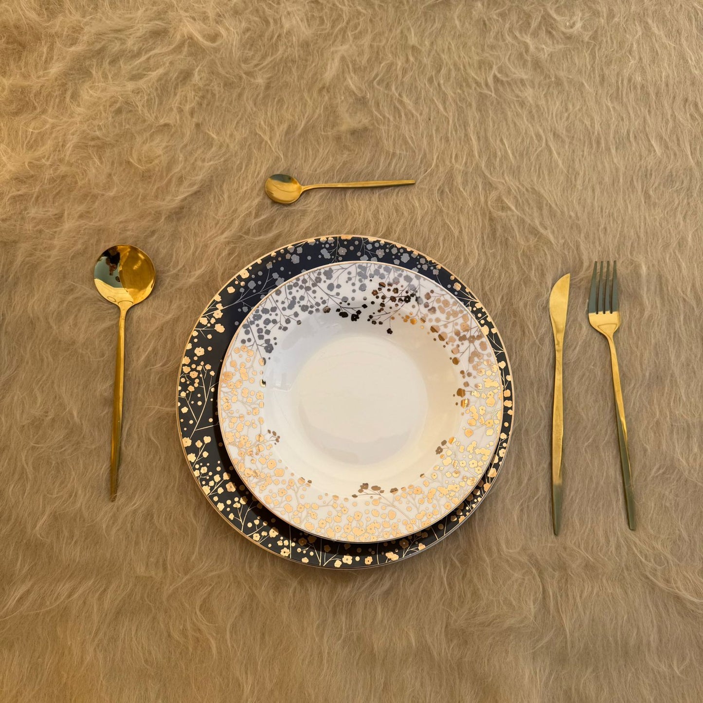 Luxury & Classic Golden Cutlery Collection