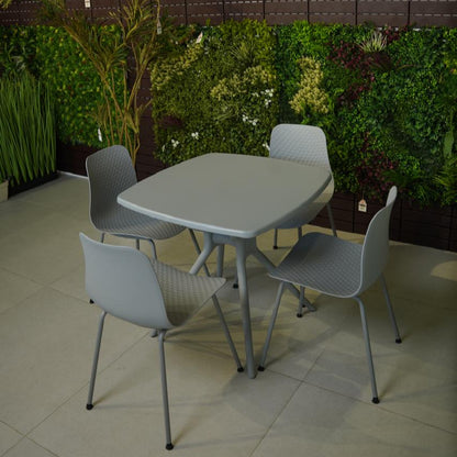 طقم أثاث خارجي عصري من كرسي وطاولة مربعة متينة