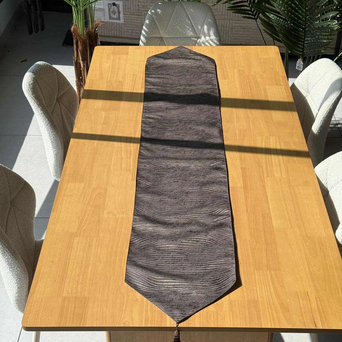 30 × 180cm ڕاخەری سەر مێزیی نایاب 