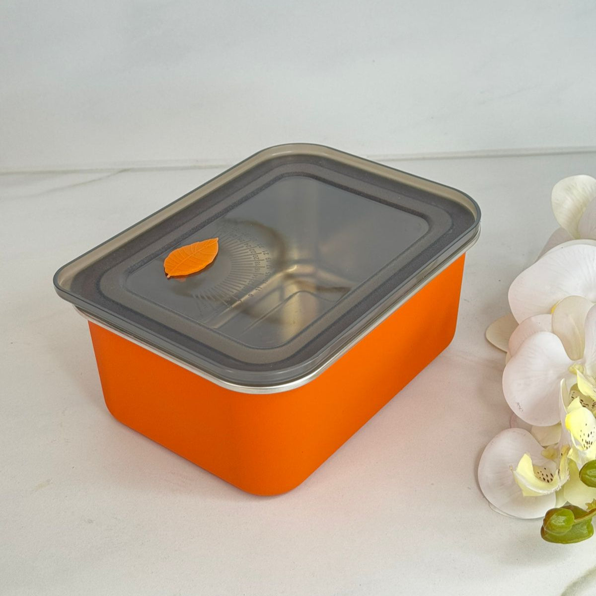 کۆمەڵێک دەفری هەڵگرتنی خۆراکی پۆڵا بە 3 قەبارە لەگەڵ سەرەکانی- لاکێشەیی 