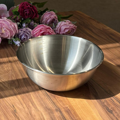 أوعية خلط وتقديم فاخرة متعددة الاستخدامات من الفولاذ المقاوم للصدأ باللون الفضي