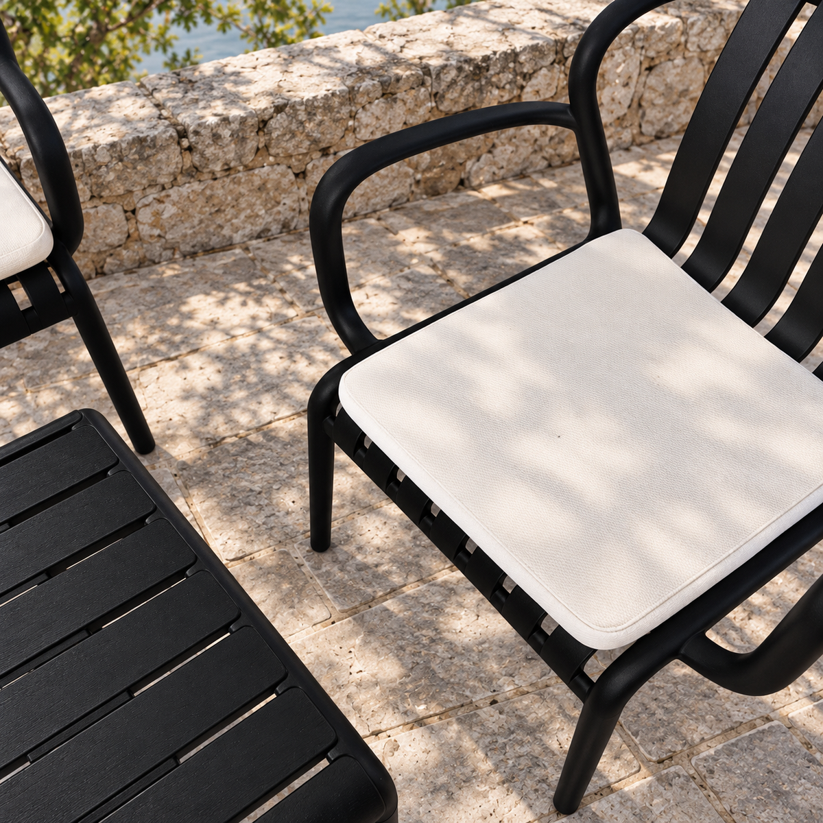 Modern Luxury Durable Outdoor Seating Set - Black