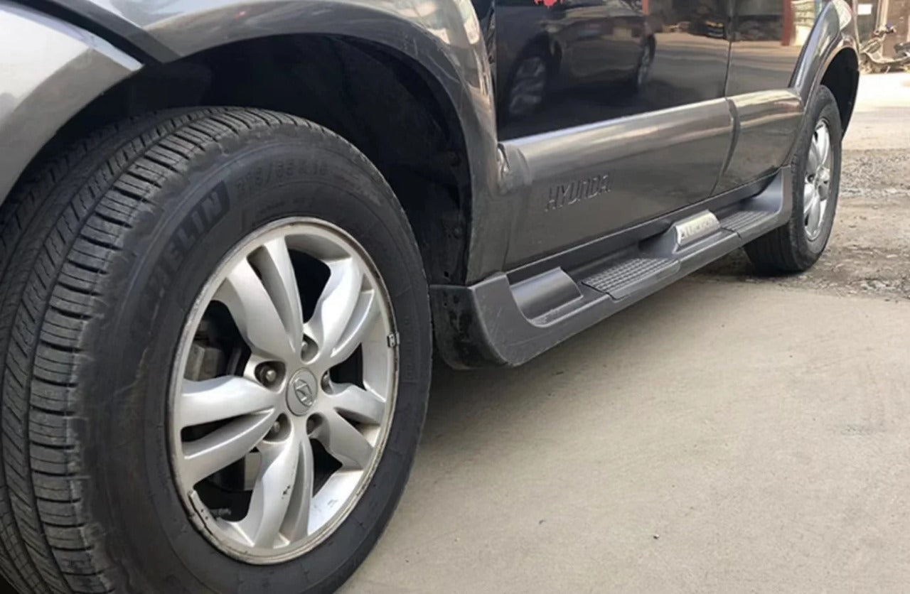 Hyundai Tucson 2005 - 2015 Side Steps