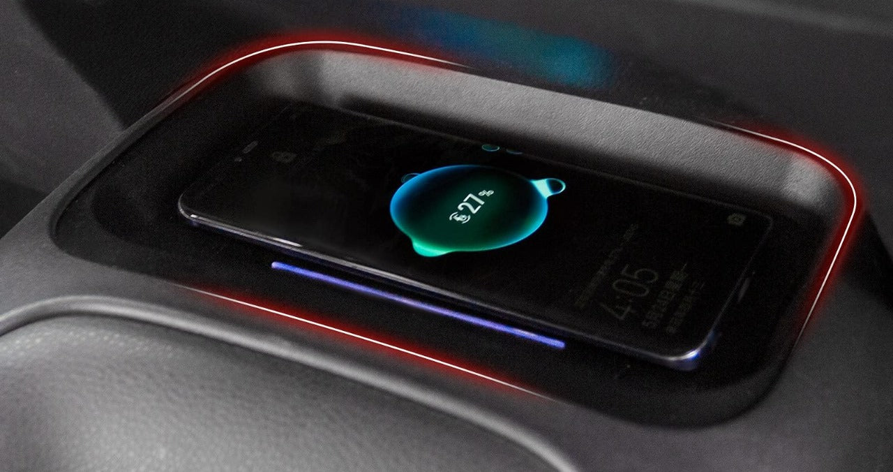 Toyota Hilux Wireless Mobile Phone Charger