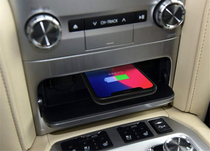 Toyota Land Cruiser LC200 Wireless Charger