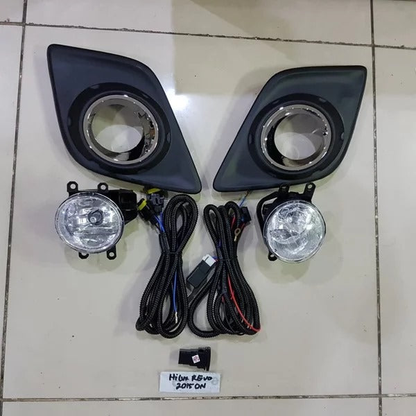 مصابيح ضباب تويوتا هايلكس 2016