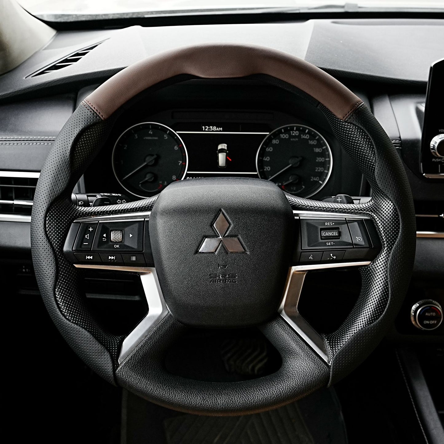 Universal Steering Wheel Cover