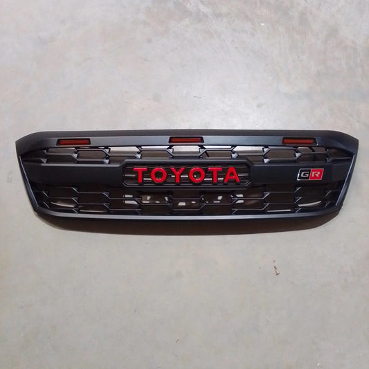 Toyota Hilux Vigo 2009 Front Grill