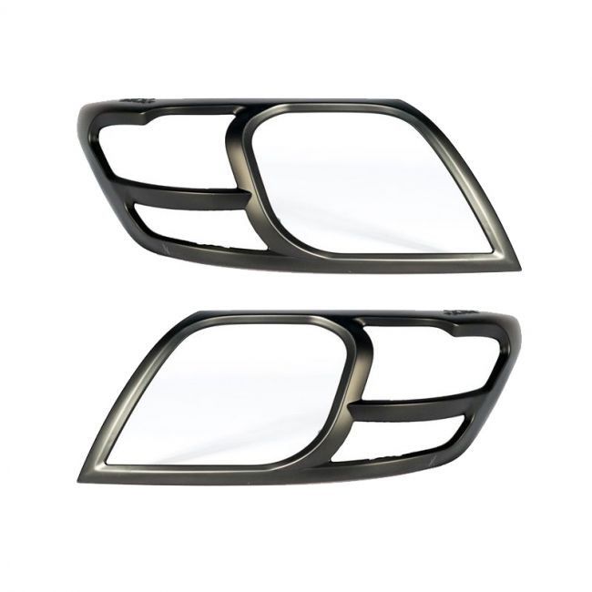 Toyota Hilux Eyelid Trim