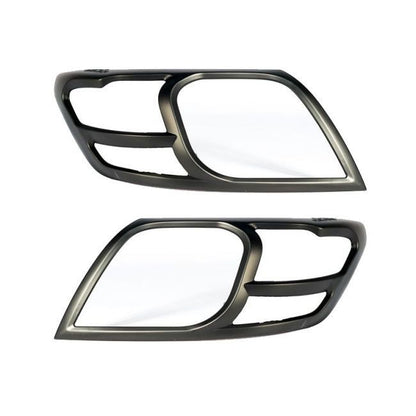 Toyota Hilux Eyelid Trim