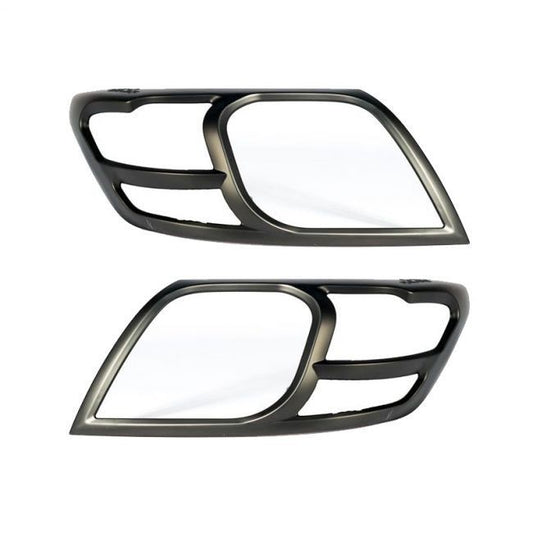 Toyota Hilux Eyelid Trim