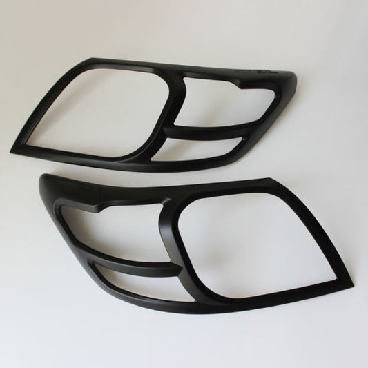Toyota Hilux Eyelid Trim
