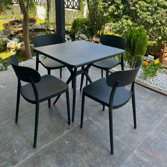 Hely Plastic Table & Lily Chair Outdoor Furniture Set