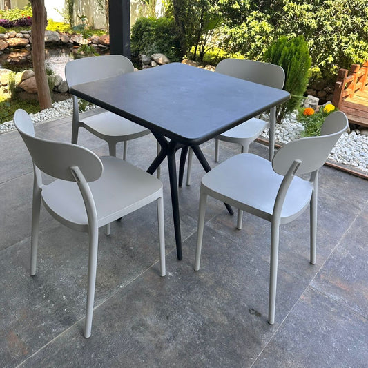Hely Plastic Table & Lily Chair Outdoor Furniture Set