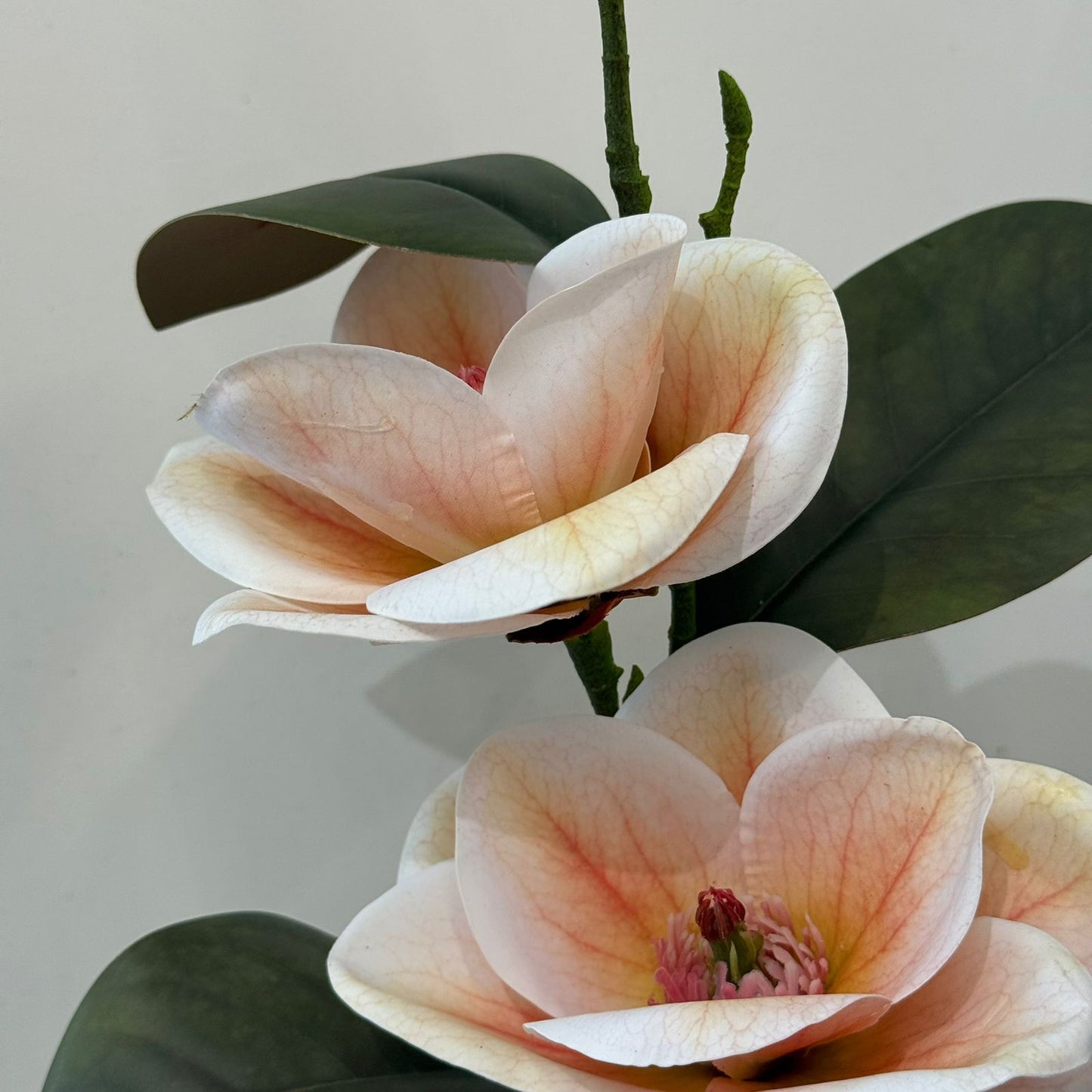 Magnolia Artificial Flower Stem