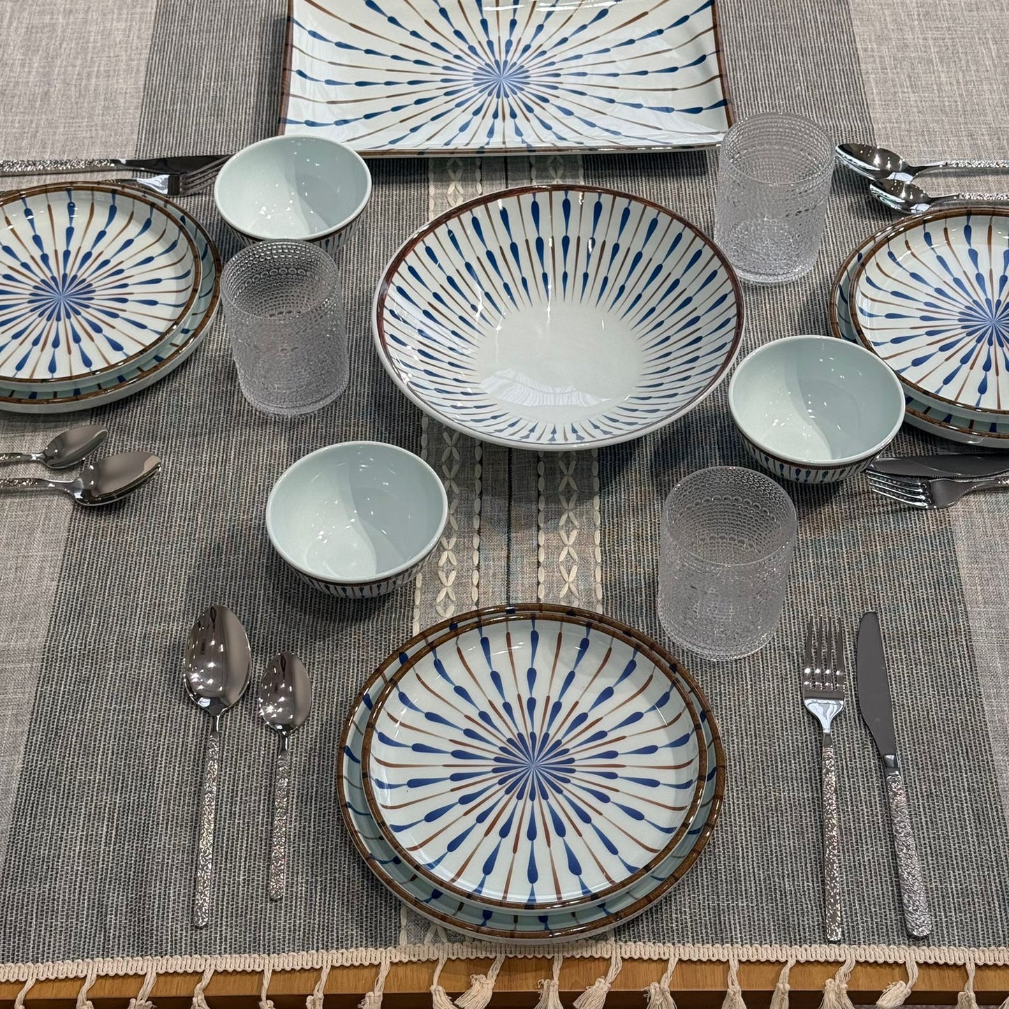 Modern Blue Pattern Dinnerware Set