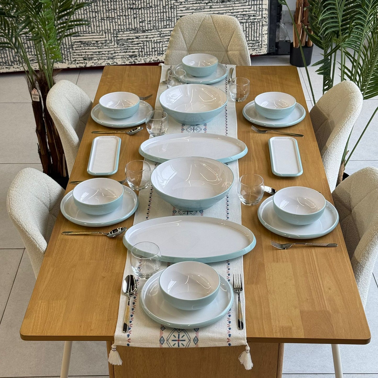 18 قطعة - طقم أواني طعام عصرية أنيقة