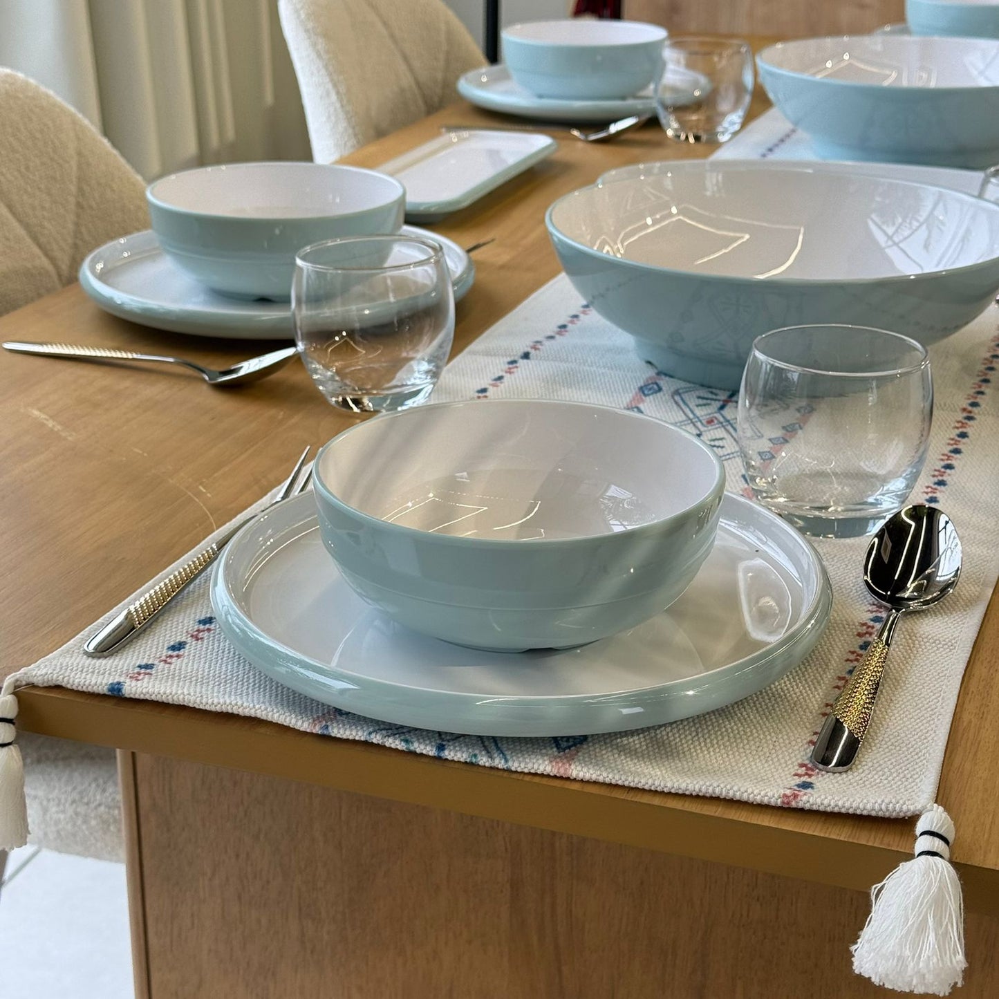 18 قطعة - طقم أواني طعام عصرية أنيقة