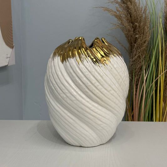 Handcrafted Luxury Ceramic Decorative Vase