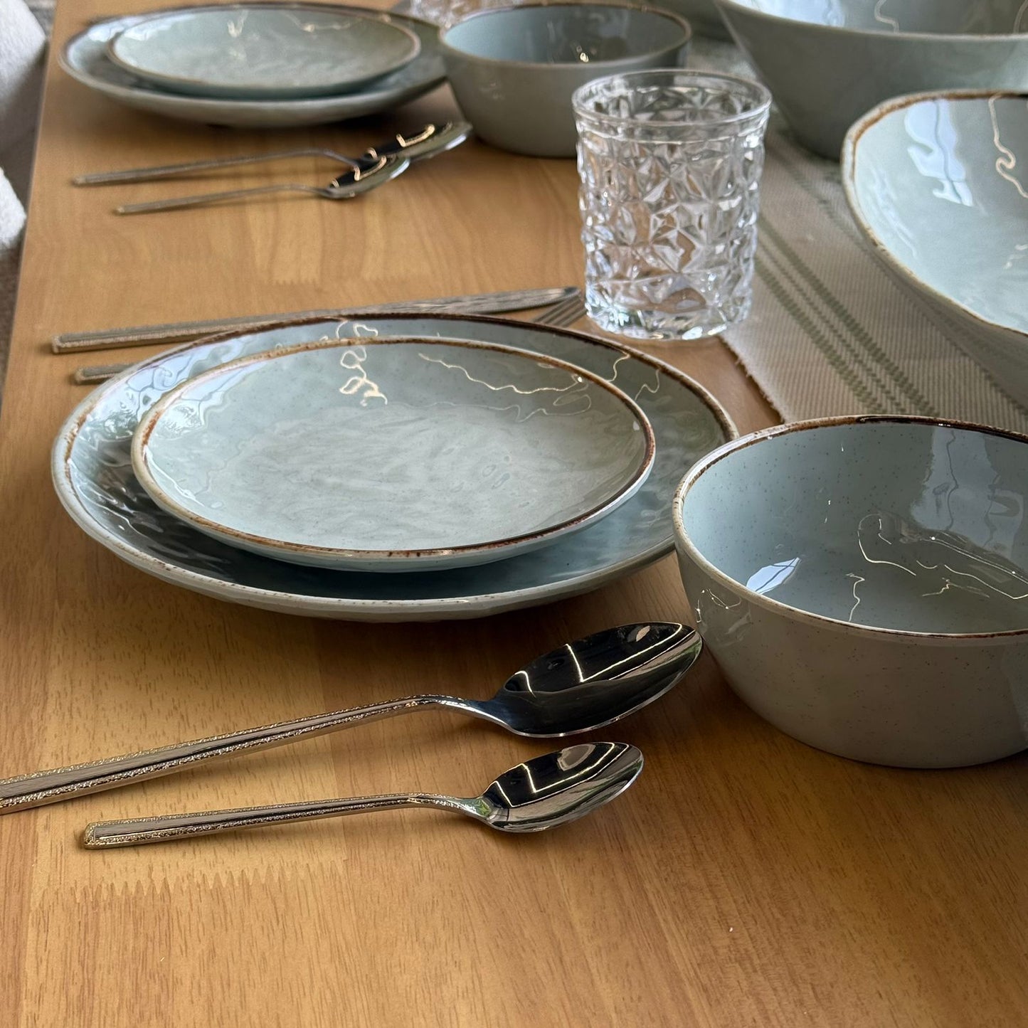 Luxury Elegant Dinnerware Set