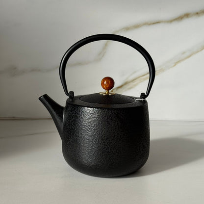 Elegant Stoneware Teapot with Stainless Steel Infuser