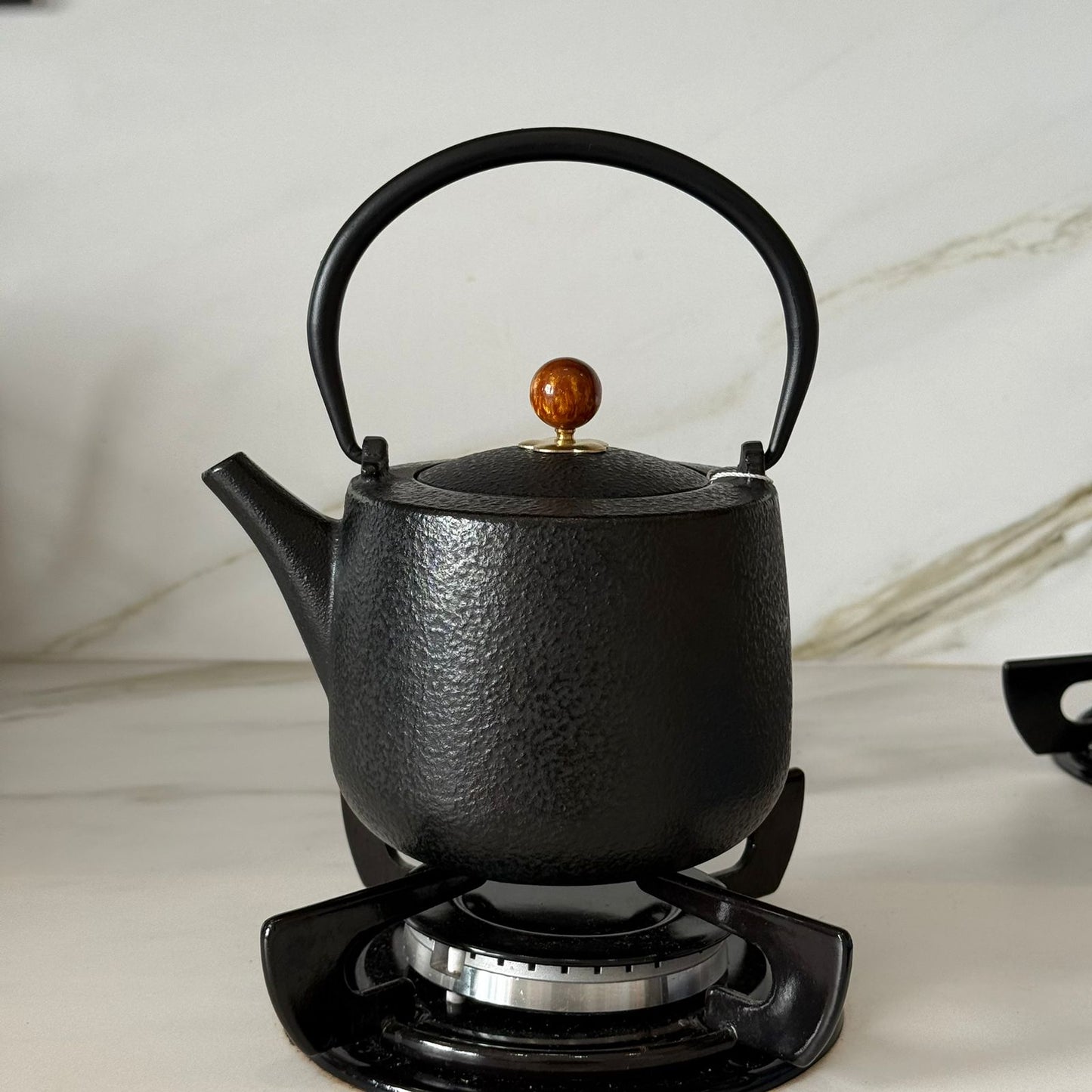 Elegant Stoneware Teapot with Stainless Steel Infuser