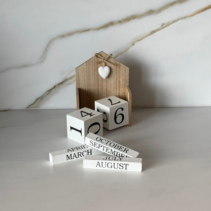 Wooden Perpetual Desk Calendar Block Set