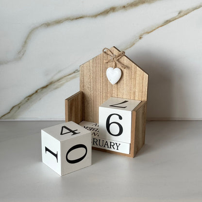 Wooden Perpetual Desk Calendar Block Set