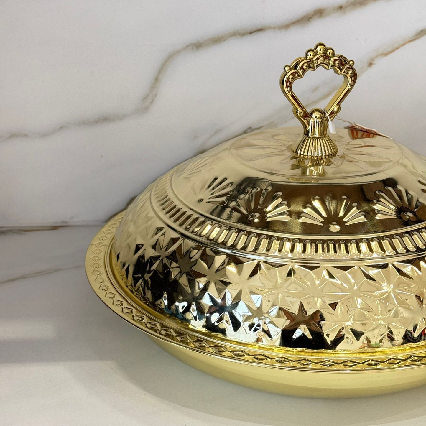 Luxury Gold Serving Dish with Decorative Lid