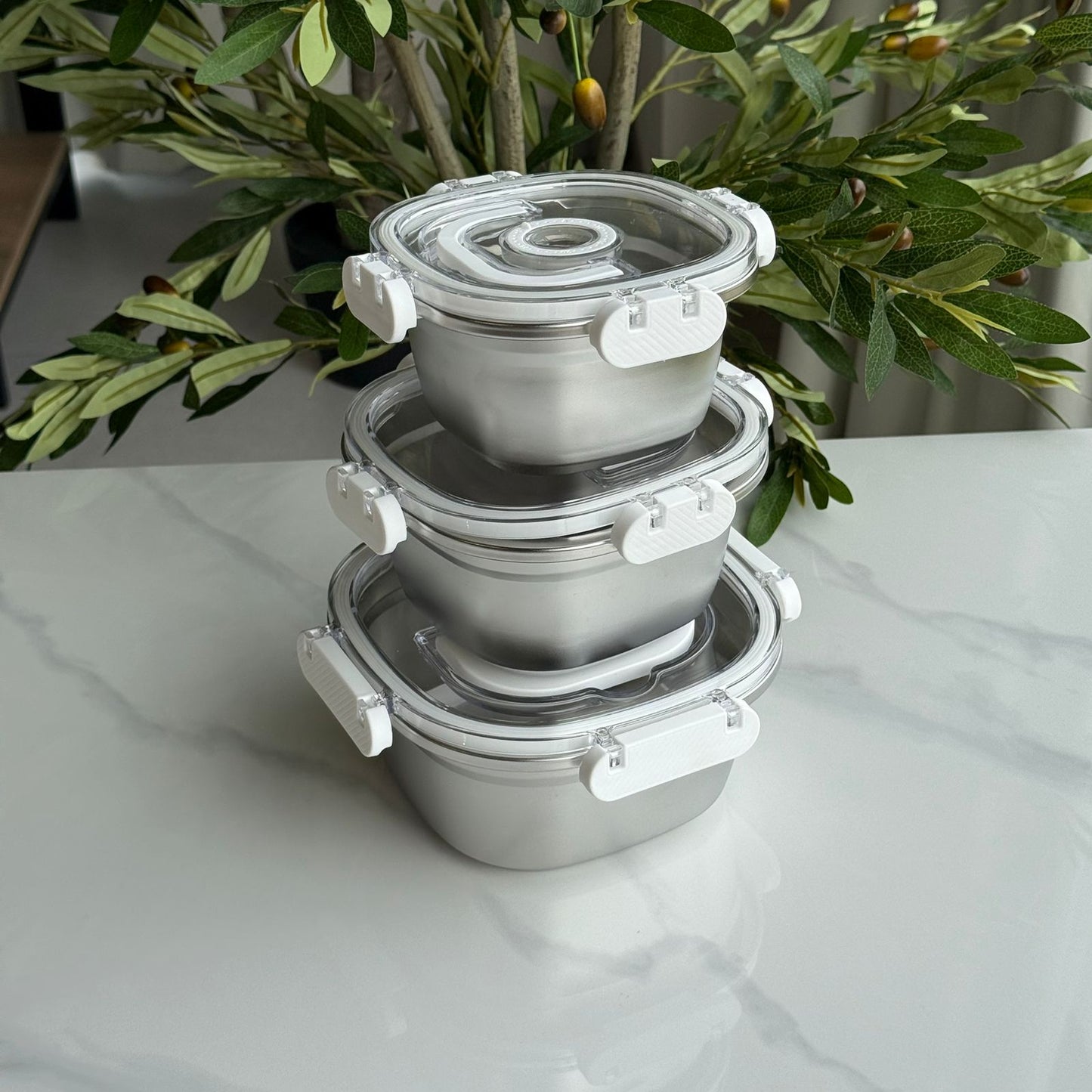 3 PCS – Elegant Airtight Silver Stainless Steel Bowl Set with Lids
