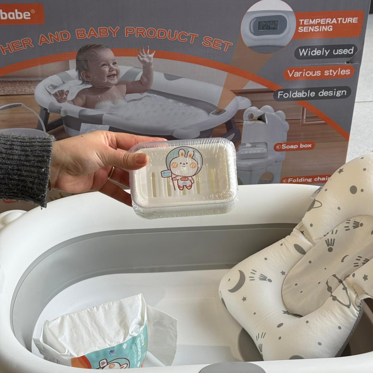 Foldable Baby Bathtub Set with Temperature Sensor & Accessories