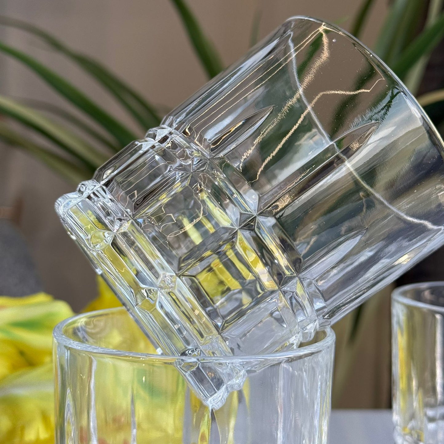 سێت پەرداخی ڕوونی مۆدێرن-سێتی ٦ دانە 