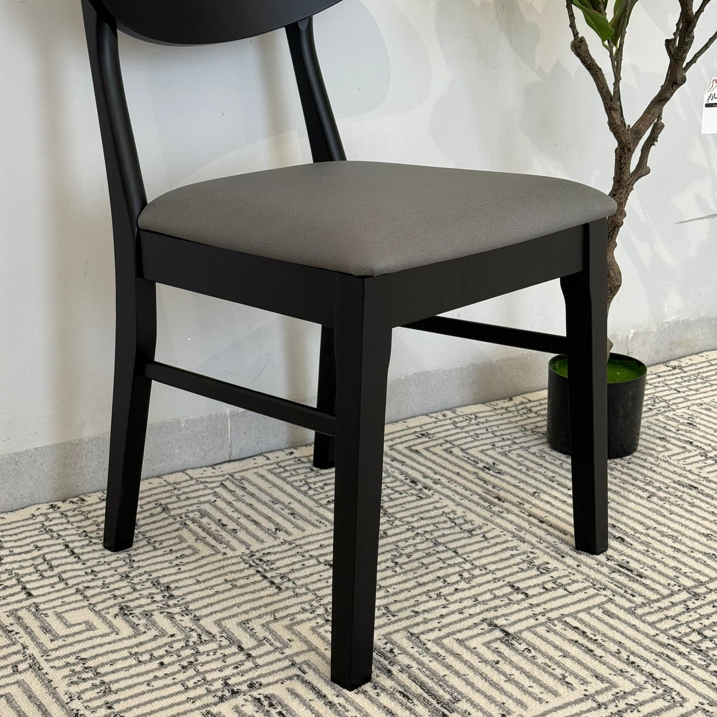 IYAN- Modern Wooden Dining Chair with Cushioned Seat
