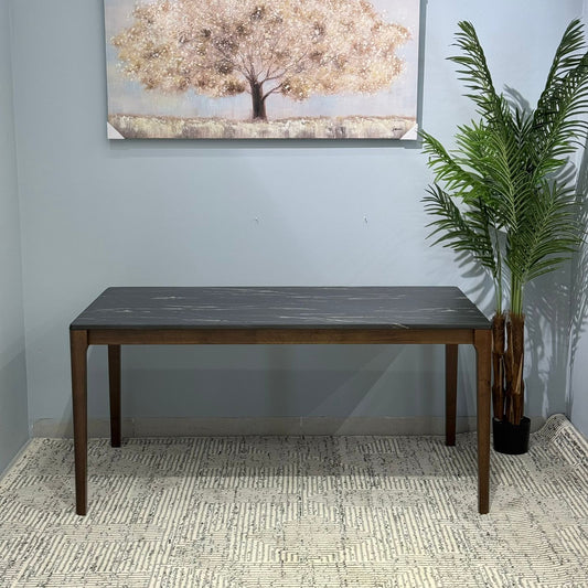 ADRIAN LETIZA - طاولة طعام خشبية حديثة