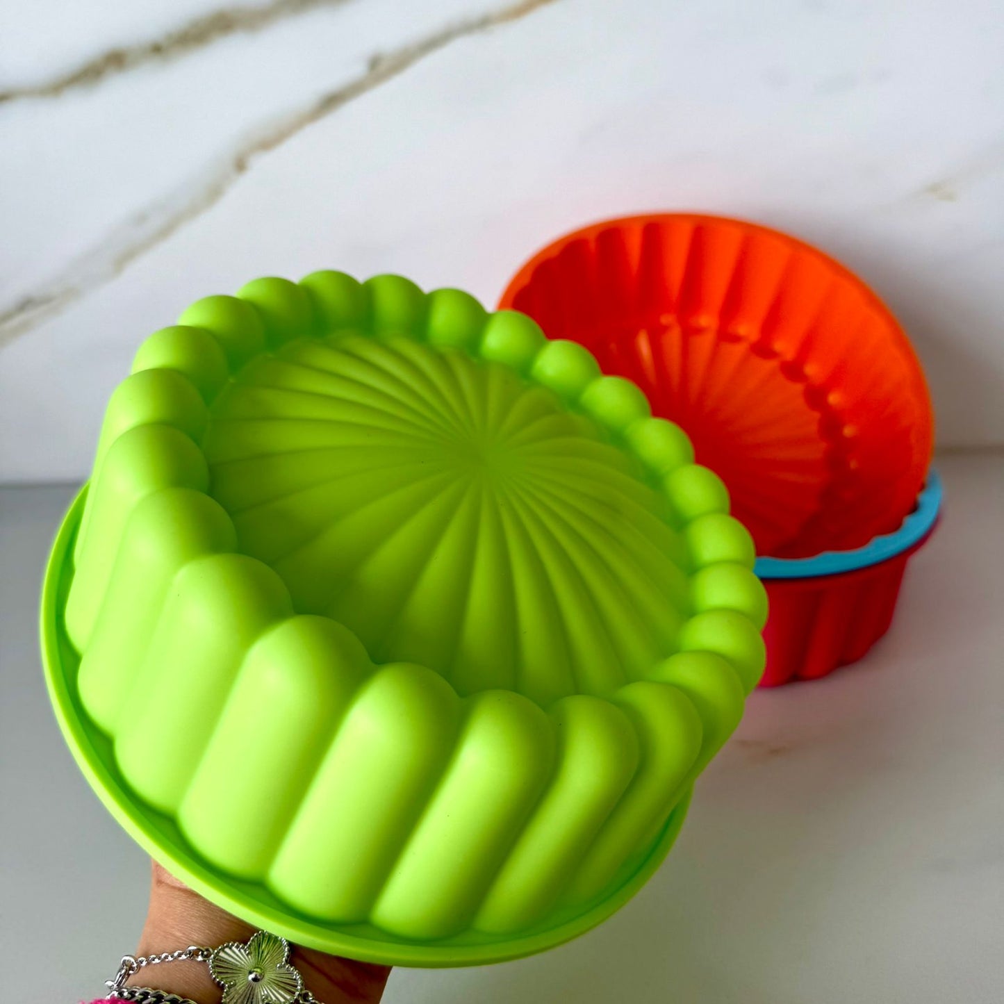 Colorful Silicone Baking Mold – Round Fluted Cake & Dessert Mold