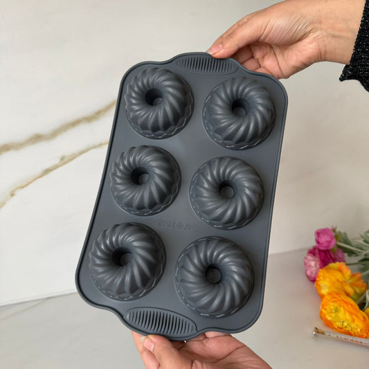 Silicone Mini Cake & Chocolate Molds