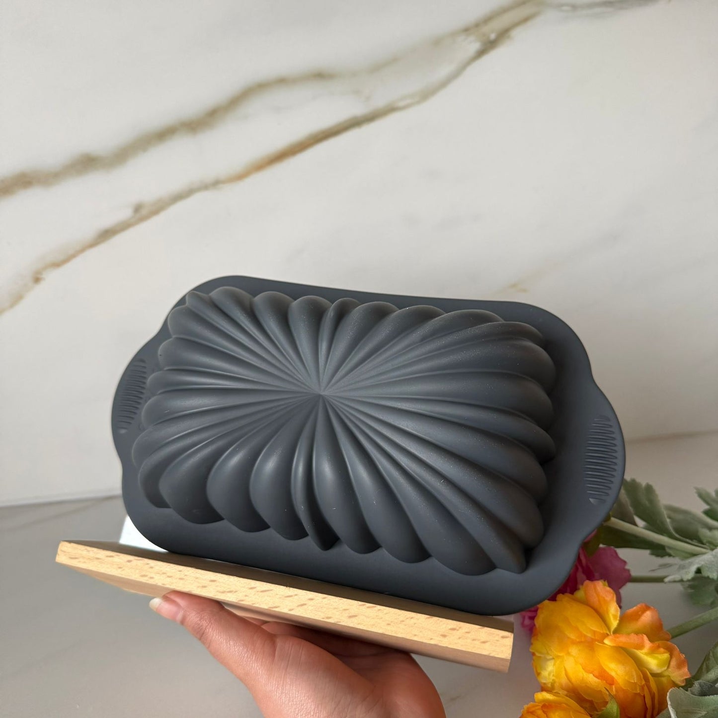 Non-Stick Silicone Loaf Cake Mold – Decorative Baking Pan (3 Designs)