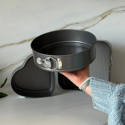 3-Pieces Non-Stick Springform Cake Pan Set – Heart, Round & Square Shapes
