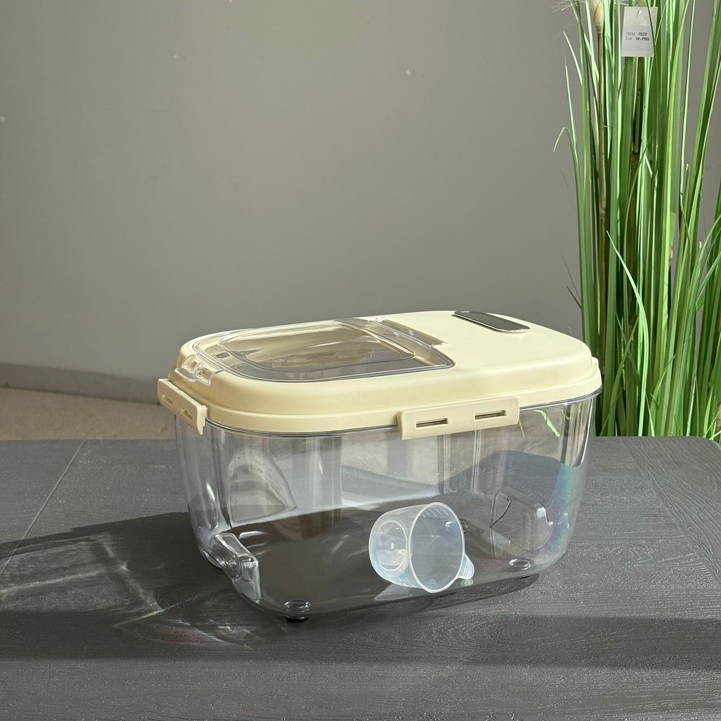 Airtight Food Storage Container with Measuring Cup