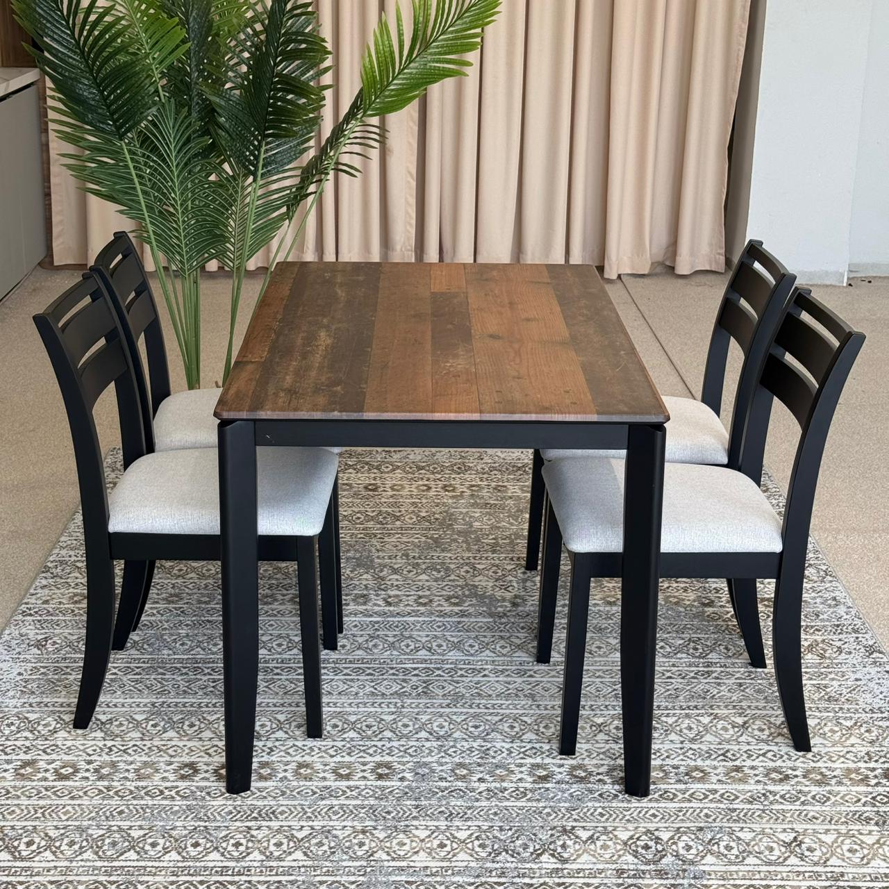 MARQUEE OLD STYLE Table with TRISTON Wood- Modern Chairs– Luxury Dining Set