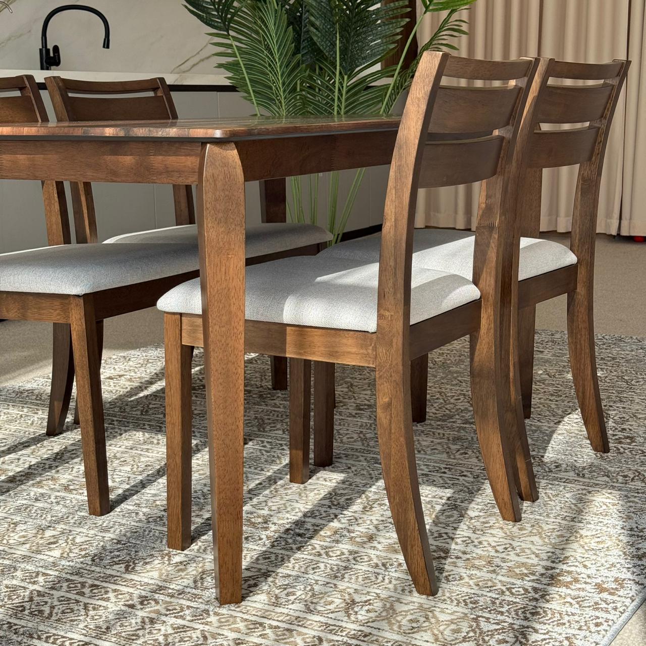TRISTON Modern Chairs with ADRIAN OLD STYLE – Luxury Dining Set