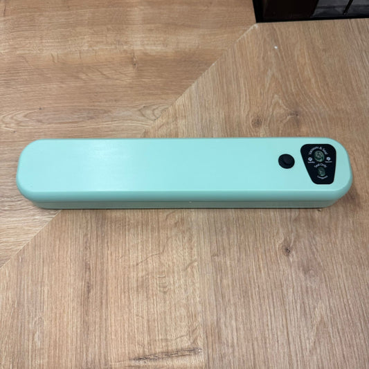 Portable Vacuum Sealer Machine – Compact Food Sealing & Preservation Device