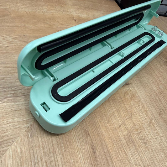 Portable Vacuum Sealer Machine – Compact Food Sealing & Preservation Device