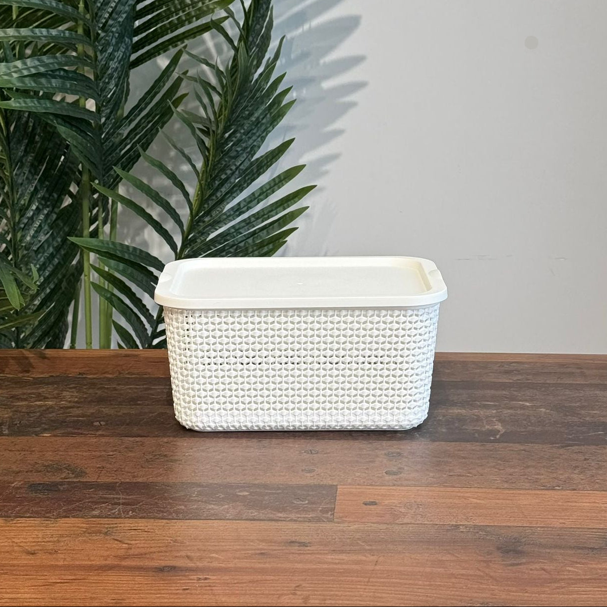 Durable Multi-Purpose Storage Basket With Cover
