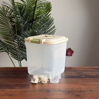 Multi-Size Durable Food Storage Container with Dual Date Lid