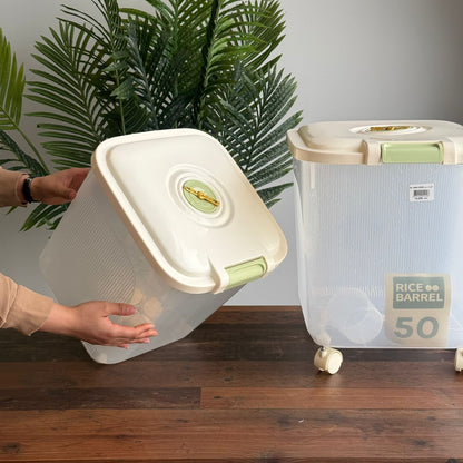 Multi-Size Durable Food Storage Container with Dual Date Lid