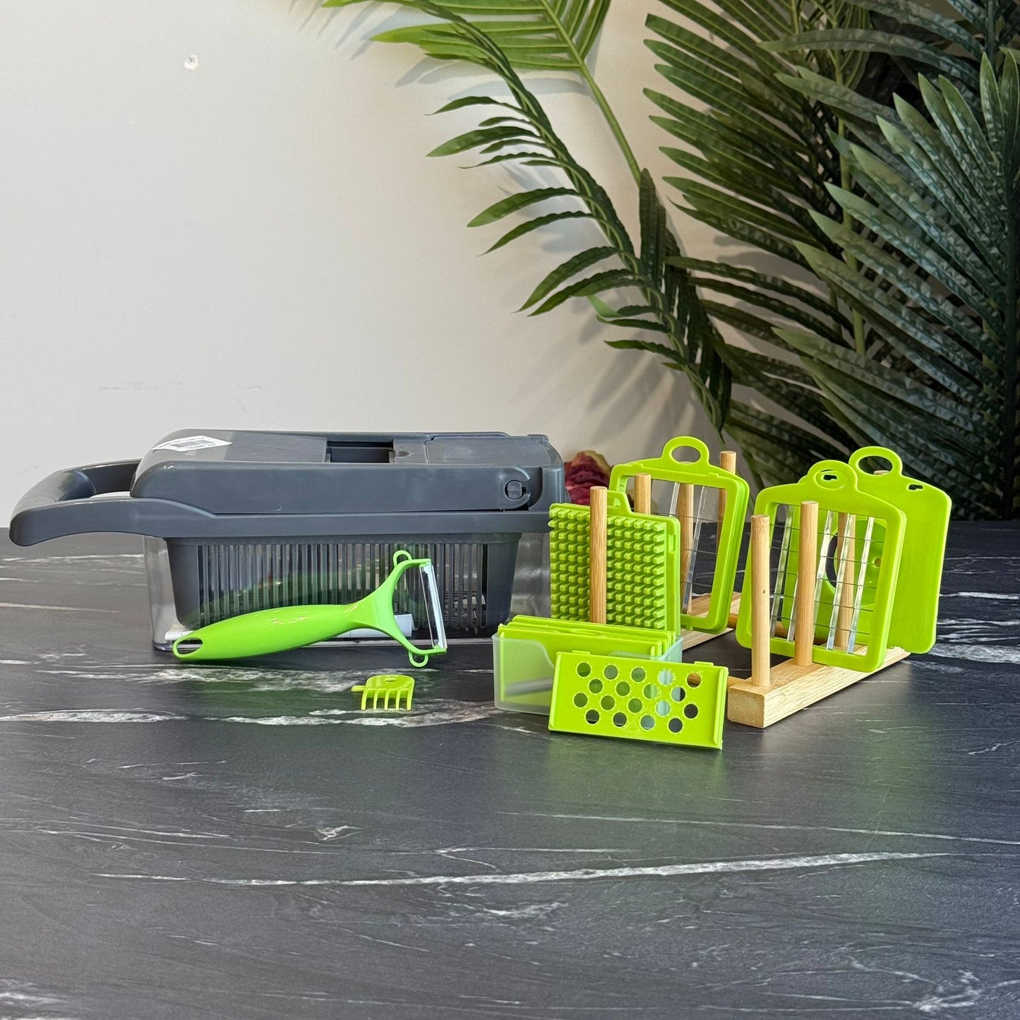 Multi-Functional Vegetable Chopper and Slicer Set
