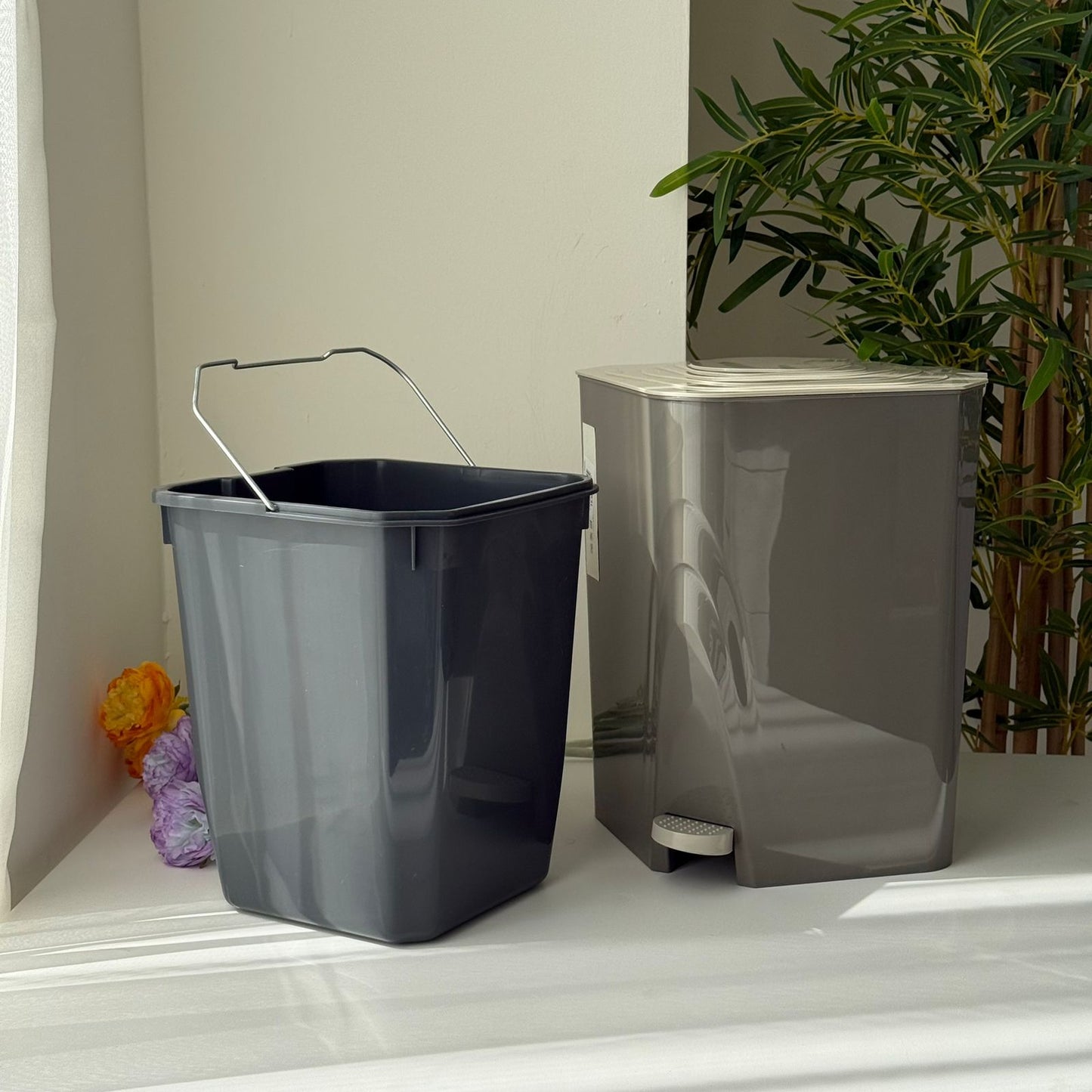 Modern Luxury Pedal Waste Bin